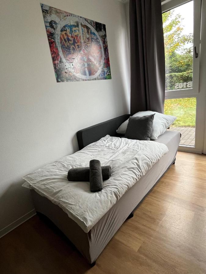 B - Apartment *